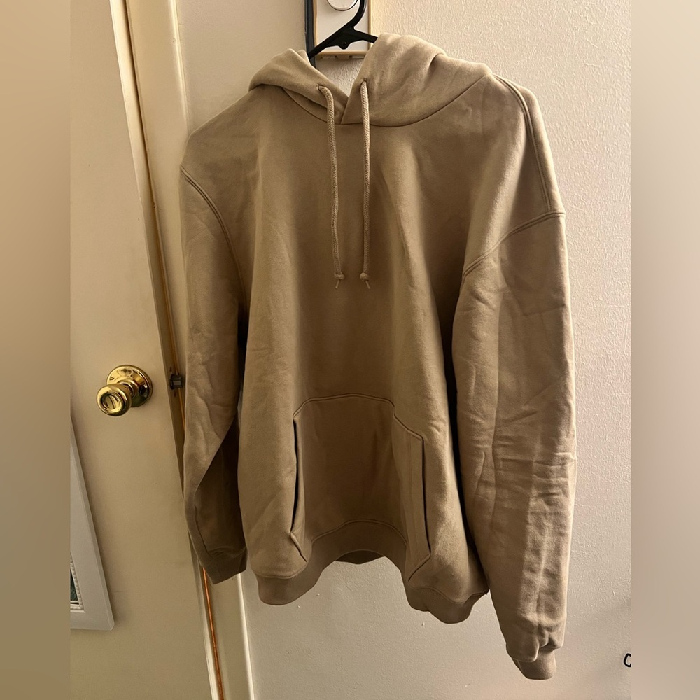 Brand New GAP Tan Women’s Sweatshirt